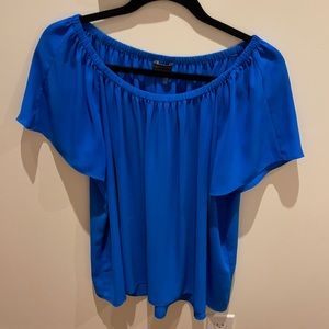 Vince Camuto a off the shoulder royal blue top